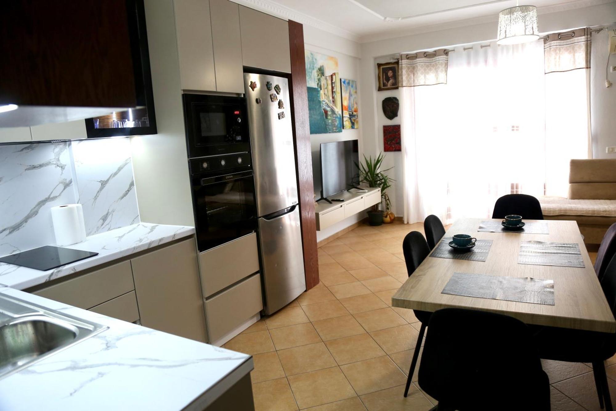 Stay At An Artist'S Place! Tiranë Ngoại thất bức ảnh