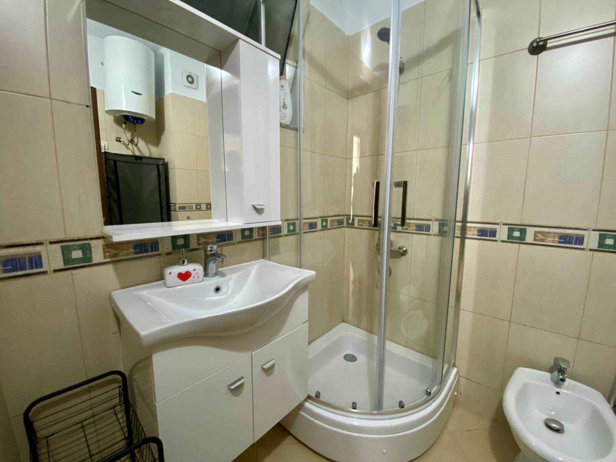 Stay At An Artist'S Place! Tiranë Ngoại thất bức ảnh